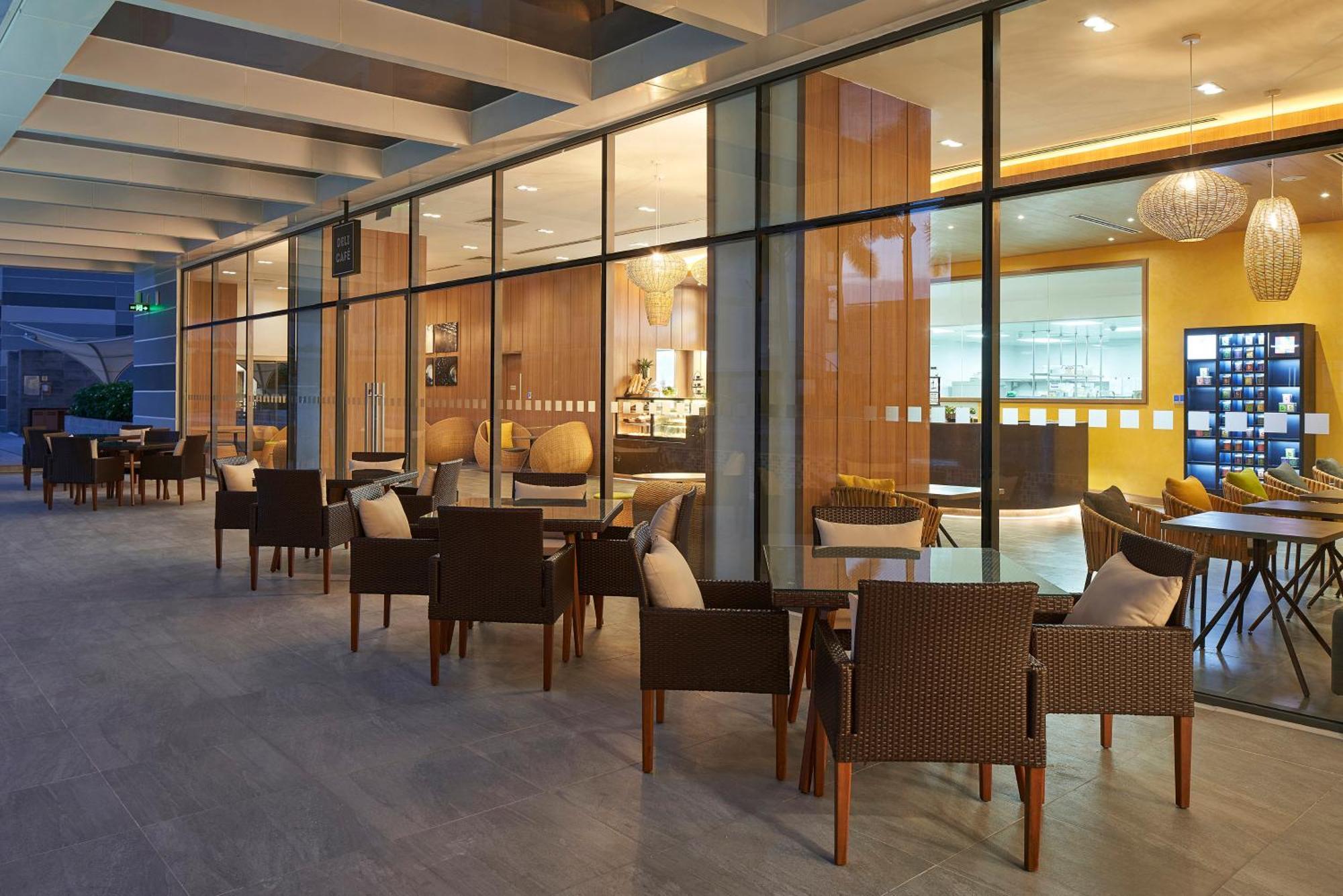 Holiday Inn & Suites Saigon Airport By Ihg Cidade de Ho Chi Minh Exterior foto