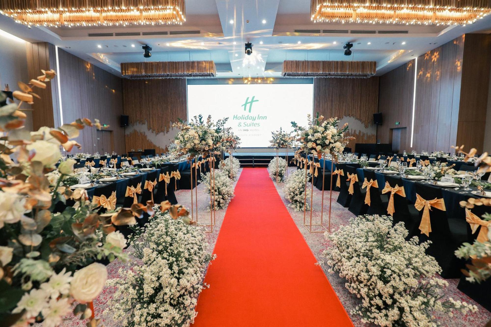Holiday Inn & Suites Saigon Airport By Ihg Cidade de Ho Chi Minh Exterior foto
