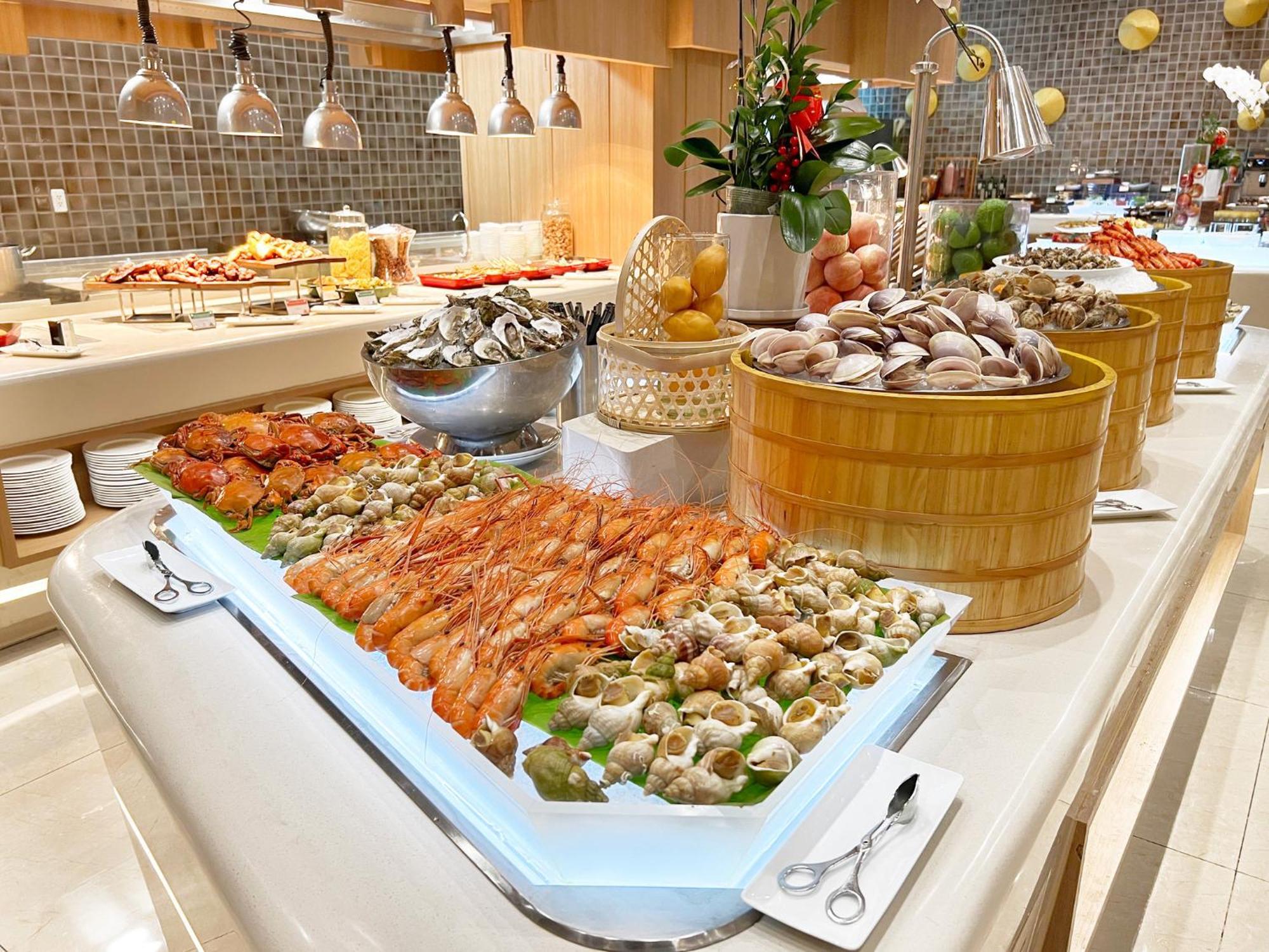 Holiday Inn & Suites Saigon Airport By Ihg Cidade de Ho Chi Minh Exterior foto
